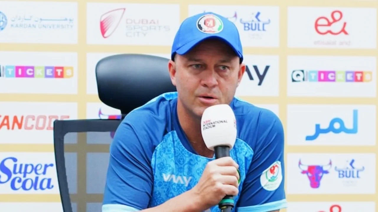 Jonathan Trott Joins Ireland as Consultant Jonathan Trott Joins Ireland as Consultant