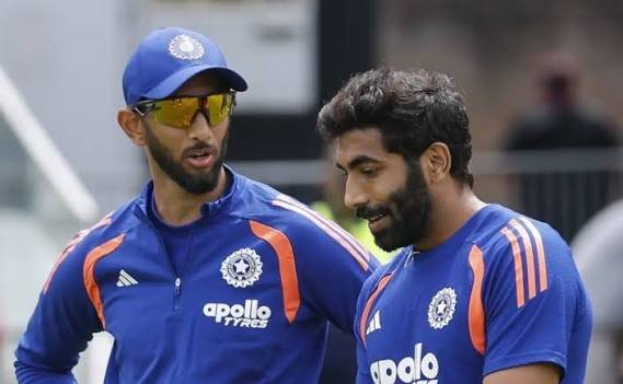 Jasprit Bumrah’s Knee Injury Forces Him Out of Third ODI Jasprit Bumrah’s Knee Injury Forces Him Out of Third ODI