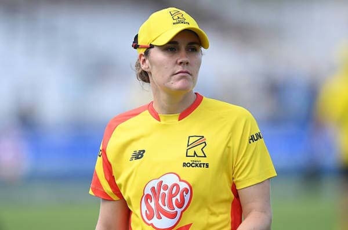 Nat Sciver-Brunt Keen to Keep Bowling Despite Fitness Struggles