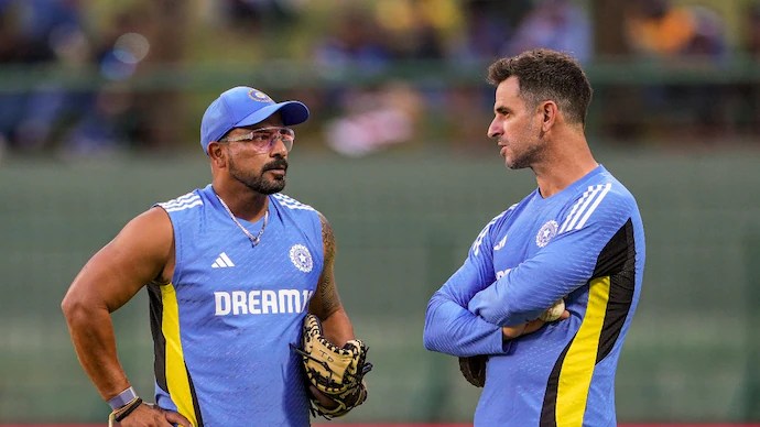 BCCI Reacts To T Dilip, Doeschate Departure BCCI Reacts To T Dilip, Doeschate Departure