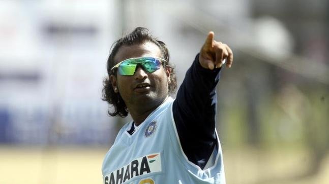 Ramesh Powar Emerges as Contender for BCCI Junior Selection Panel Chief Ramesh Powar Emerges as Contender for BCCI Junior Selection Panel Chief